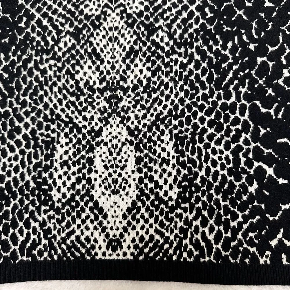 Manoush Women's Blake & White Snake Print Knit Short Sleeve Sweater Top Sz L